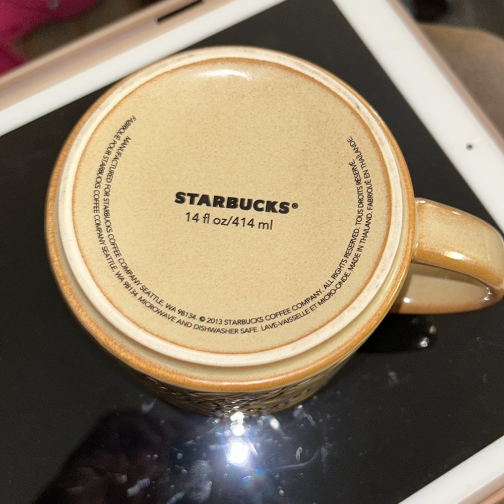 Starbucks Coffee Mug Brown Leaf Pattern Leaves Fall Cup 2013 Embossed 14oz. - Picture 6 of 7